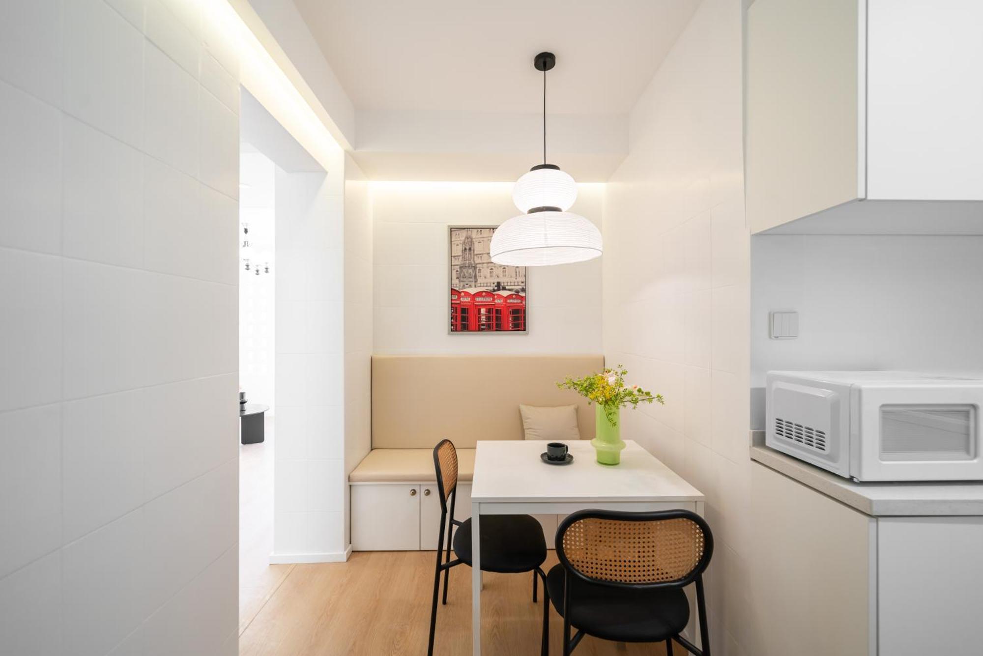 Shanghai Yi Du B&B - 150M Walk From Exit 5 Of Jiashan Road Metro Station Exterior photo