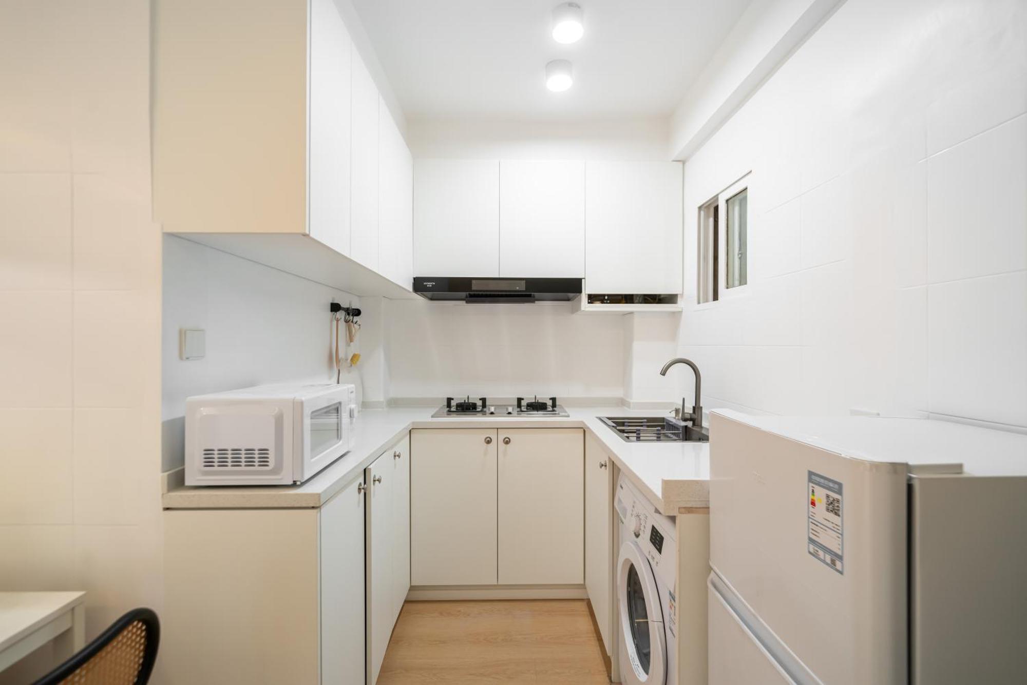 Shanghai Yi Du B&B - 150M Walk From Exit 5 Of Jiashan Road Metro Station Exterior photo