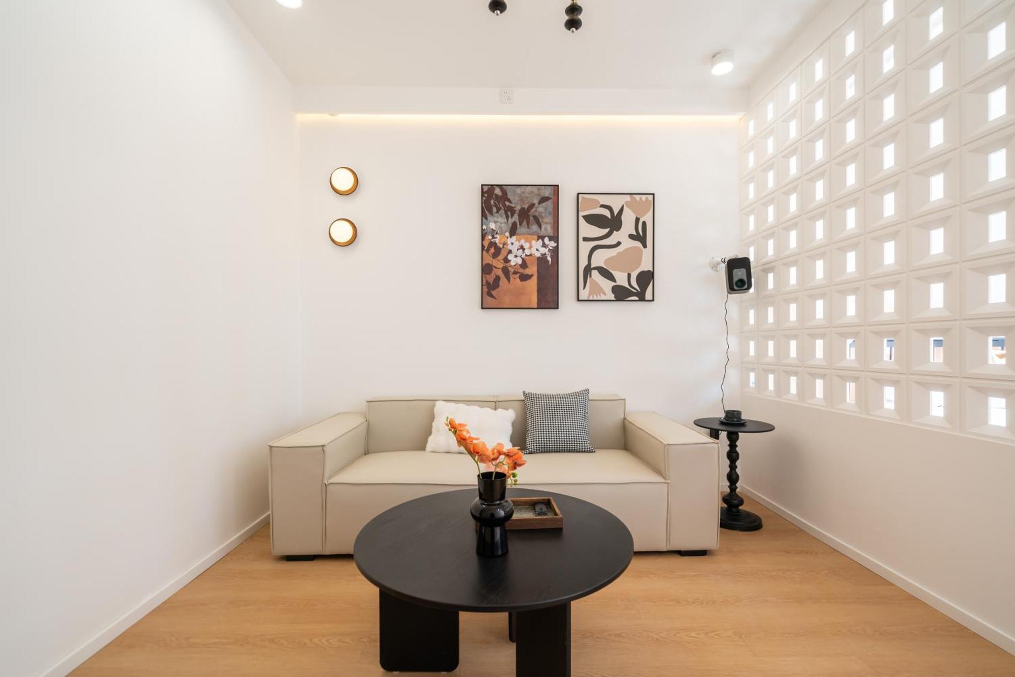 Shanghai Yi Du B&B - 150M Walk From Exit 5 Of Jiashan Road Metro Station Exterior photo